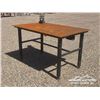 Image 1 : 3.5 X 5 FT. STEEL TABLE & VICE