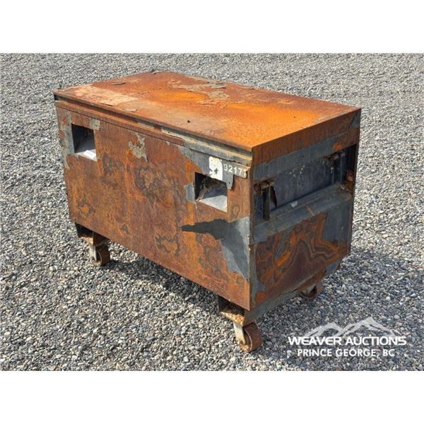 TOOL CHEST