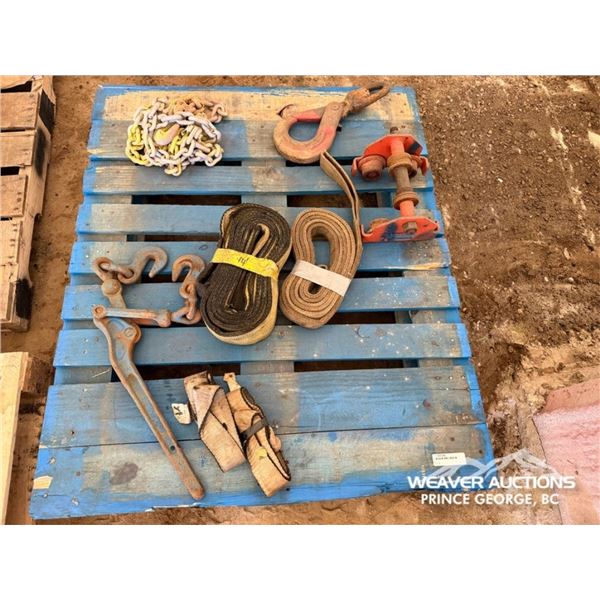 QUANTITY OF ASSORTED RIGGING EQUIPMENT