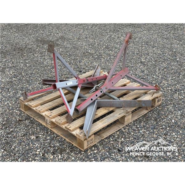 (2) ADJUSTABLE PIPE STANDS