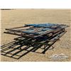 Image 2 : (10) LIVESTOCK PANELS & GATES