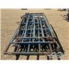 Image 5 : (10) LIVESTOCK PANELS & GATES