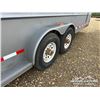 Image 14 : 2000 DEX 20 FT. T/A GOOSENECK STOCK TRAILER