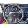 Image 20 : 2015 KENWORTH T800 TRI DRIVE SLEEPER TEXAS BED