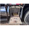 Image 55 : 2015 KENWORTH T800 TRI DRIVE SLEEPER TEXAS BED