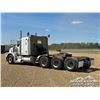 Image 4 : 2005 KENWORTH T800 TRI DRIVE SLEEPER TRUCK TRACTOR
