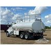 Image 4 : 2015 PETERBILT 348 T/A WATER TRUCK