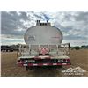 Image 48 : 2001 PETERBILT 378 18,100 LITRE T/A FUEL TRUCK