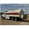 Image 4 : 1996 FREIGHTLINER FL80 13,600 LITRE T/A FUEL TRUCK