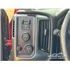 Image 13 : 2015 CHEVROLET 3500HD CREW CAB FLATBED TRUCK