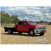 Image 2 : 2015 CHEVROLET 3500HD CREW CAB FLATBED TRUCK