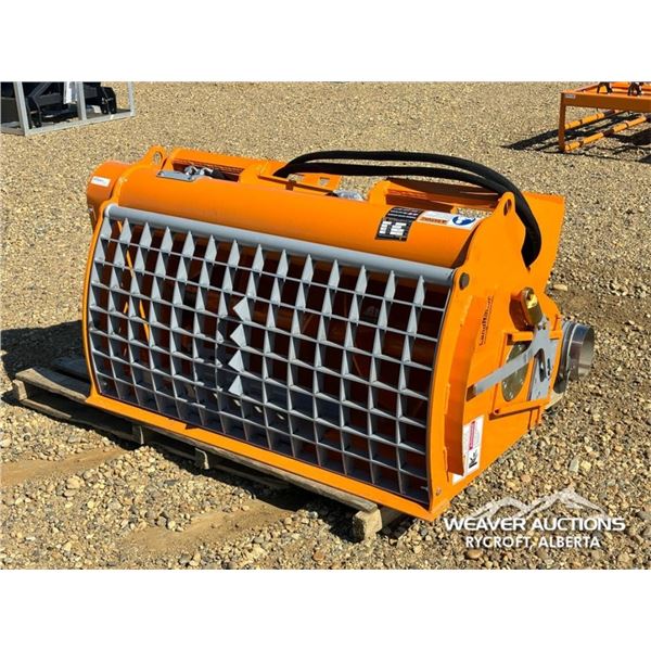 2025 LANDHONOR DOUBLE DISCHARGE CONCRETE MIXER