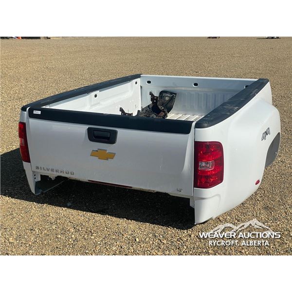2007-2013 CHEVROLET 3500 DUALLY TRUCK BOX