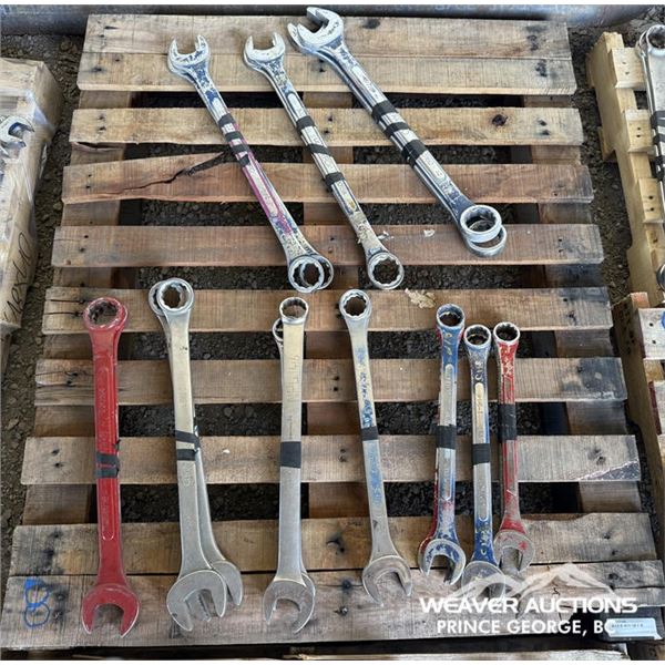 QUANTITY OF COMBO WRENCHES