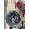 Image 3 : QUANTITY GREASE,CUTTING OIL & (1)BUCKET OF SHACKLE