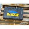 Image 2 : DEWALT ROTARY HAMMER DRLL