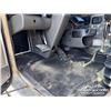 Image 21 : 2005 KENWORTH T800B TRI DRIVE WINCH TRACTOR
