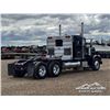 Image 3 : 2005 PETERBILT 378 T/A SLEEPER TRUCK TRACTOR