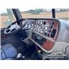 Image 25 : 2006 PETERBILT 378 T/A DUMP TRUCK