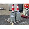 Image 2 : (60) NEW SAFETY TRAFFIC CONES