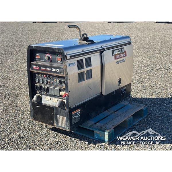 LINCOLN ELECTRIC VANTAGE 300 PORTABLE WELDER