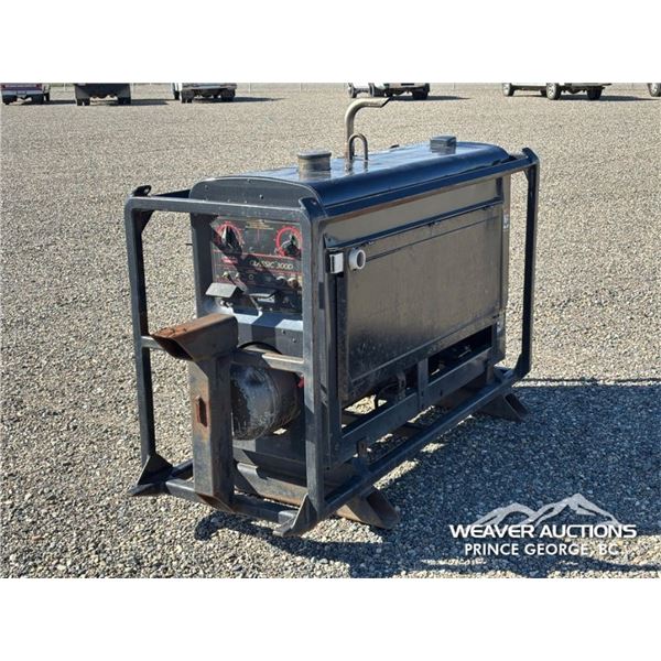 LINCOLN ELECTRIC CLASSIC-300D WELDER