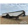 Image 2 : 2006 DOEPKER SUPER B-TRAIN GRAIN TRAILERS