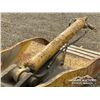 Image 7 : WBM EXCAVATOR THUMB & COUPLER