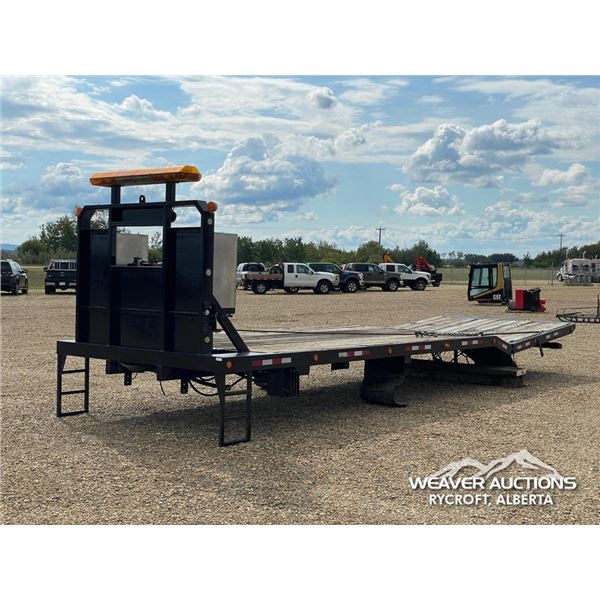 18 FT. BEAVER TAIL FLAT DECK WITH WINCH