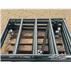 Image 5 : (6) 4 FT. GATES
