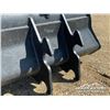 Image 5 : CWS V BUCKET TO FIT 300 SERIES