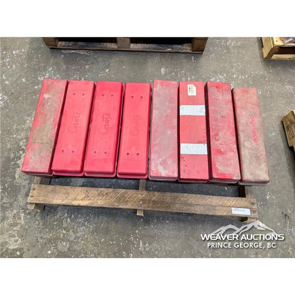 (8) HIGHWAY WARNING TRIANGLE KITS