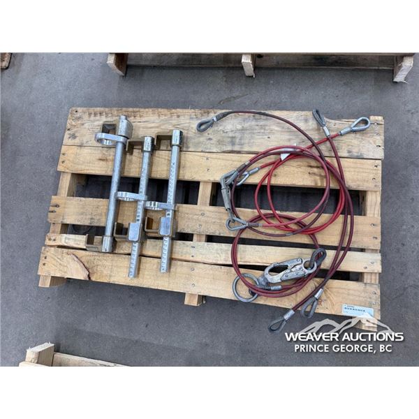 BEAM CLAMPS & DOG LEASHES