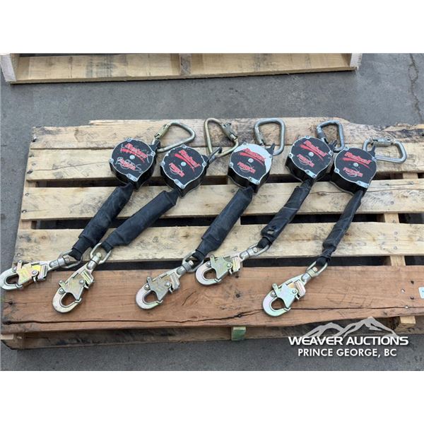 HARNESS RETRACTABLES