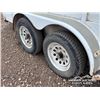Image 18 : 2012 ROSEBURG 16 FT.  T/A  HORSE TRAILER