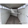 Image 9 : 2012 ROSEBURG 16 FT.  T/A  HORSE TRAILER