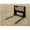 Image 1 : CAT 48 IN. SKID STEER PALLET FORKS