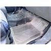 Image 21 : 2004 FORD F350 XLT SINGLE CAB FLATBED TRUCK