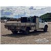 Image 3 : 2004 FORD F350 XLT SINGLE CAB FLATBED TRUCK