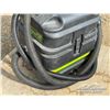 Image 7 : 13 GALLON WET/DRY JOHN DEERE VACUUM