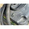 Image 8 : 13 GALLON WET/DRY JOHN DEERE VACUUM