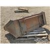 Image 4 : 60 IN. SKID STEER BUCKET