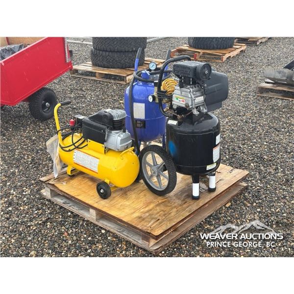 SAND BLASTER W/ (2) AIR COMPRESSORS