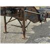 Image 10 : 2000 ANSER 50 FT. TRIDEM HAYRACK LOG TRAILER