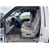 Image 8 : 2005 FORD F550 SINGLE CAB FLATBED TRUCK