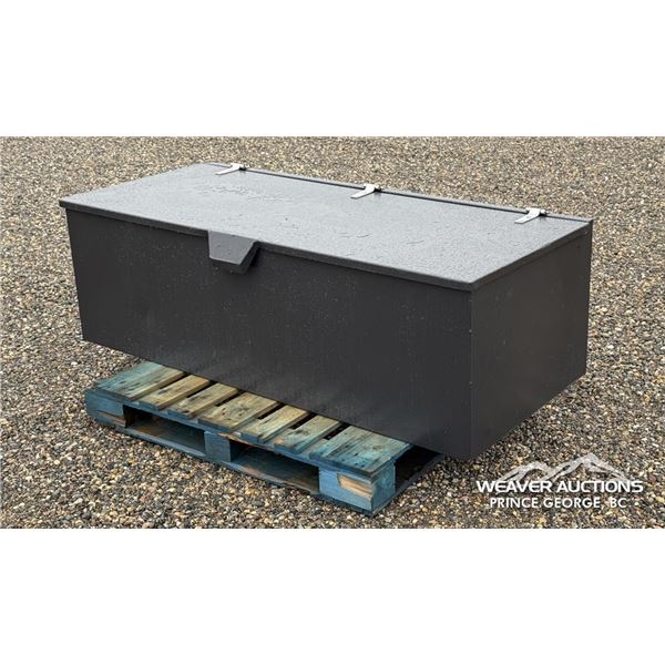 TRUCK TOOL BOX