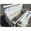 Image 9 : TOOL BOX W/ 88 GALLON FUEL TANK