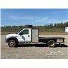Image 8 : 2006 FORD F550 SUPER DUTY XLT FLAT DECK TRUCK