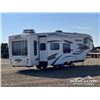 Image 3 : 2010 MONTANA 3400RL 38 FT. T/A TRAVEL TRAILER