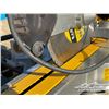 Image 10 : 12 IN. DEWALT COMPOUND MITRE SAW & STAND